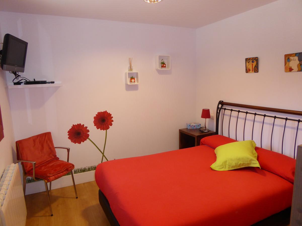 Hostal Rural Arrobi Borda Eugi ภายนอก รูปภาพ
